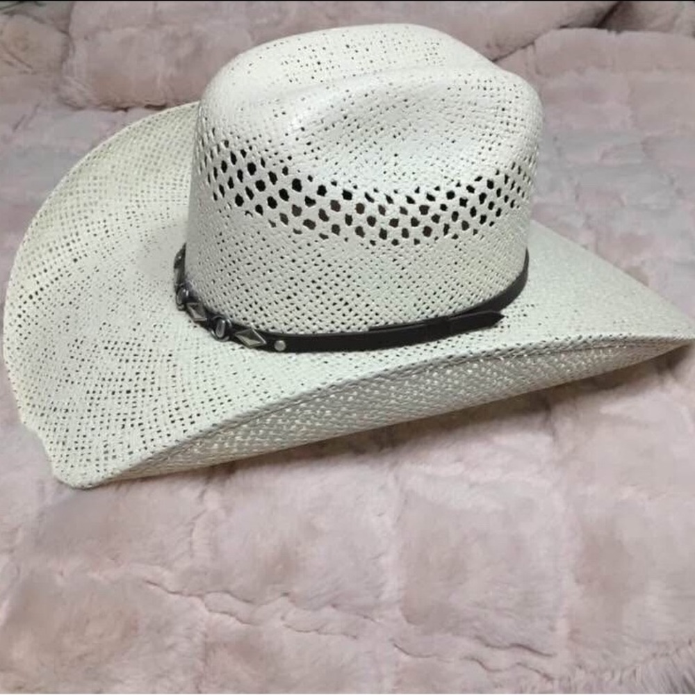 Gomez Hat